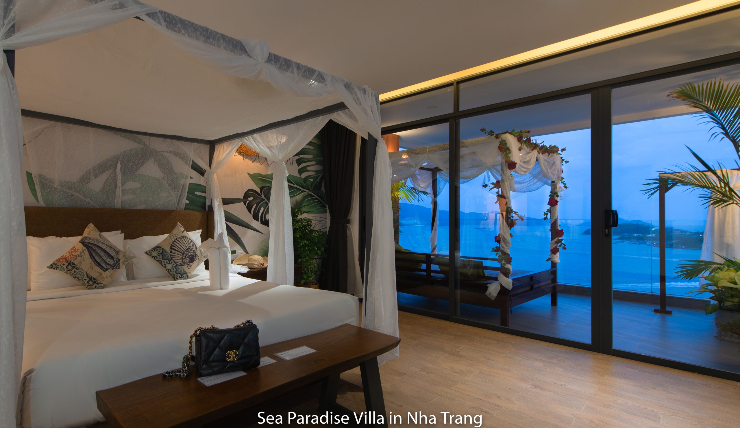 phòng ngủ 4-3 Villa Anh Nguyễn 6PN trực biển cực đẹp | B11