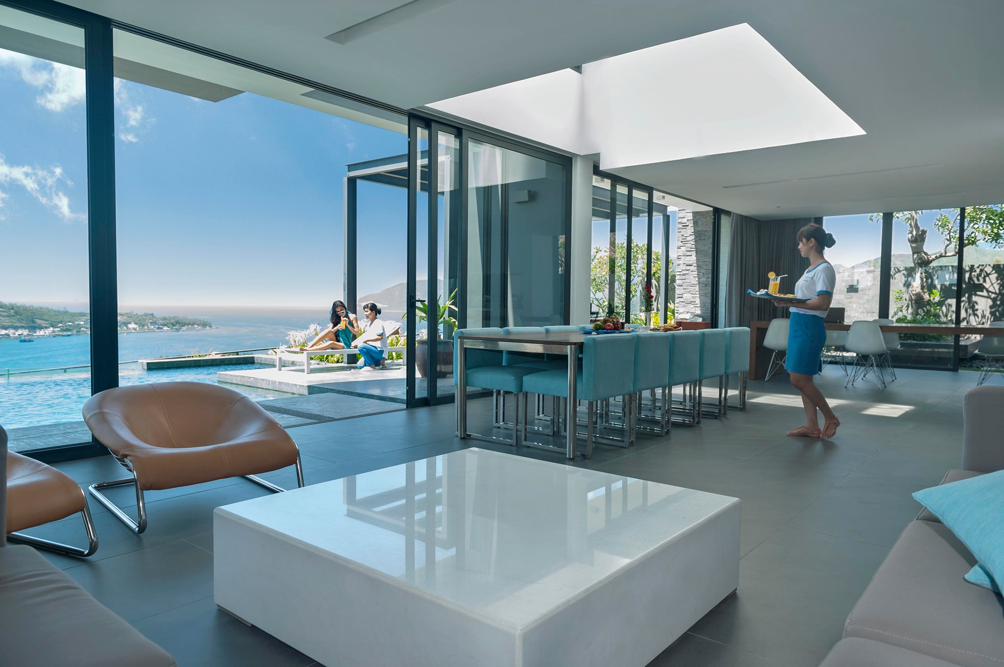 không gian ăn uống bên trong Villa Anh Nguyễn 4 phòng ngủ trực biển cực đẹp | R24 - Wanan villa 5