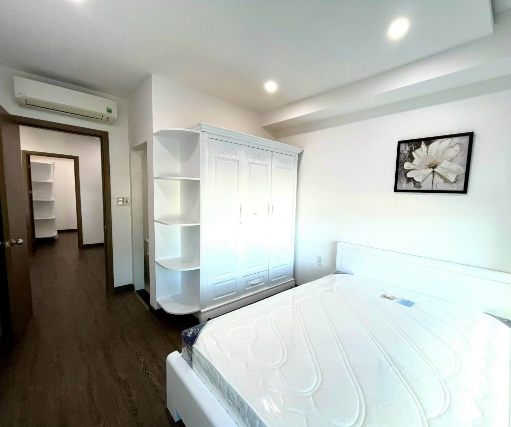 Phòng ngủ - Căn góc trong Mường Thanh Viễn Triều phong cách cổ điển | Chỉ: 1.55 tỷ