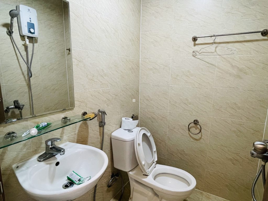 Phòng toilet - Căn góc biển Mường Thanh Viễn Triều tầng cao | Cắt lỗ đậm