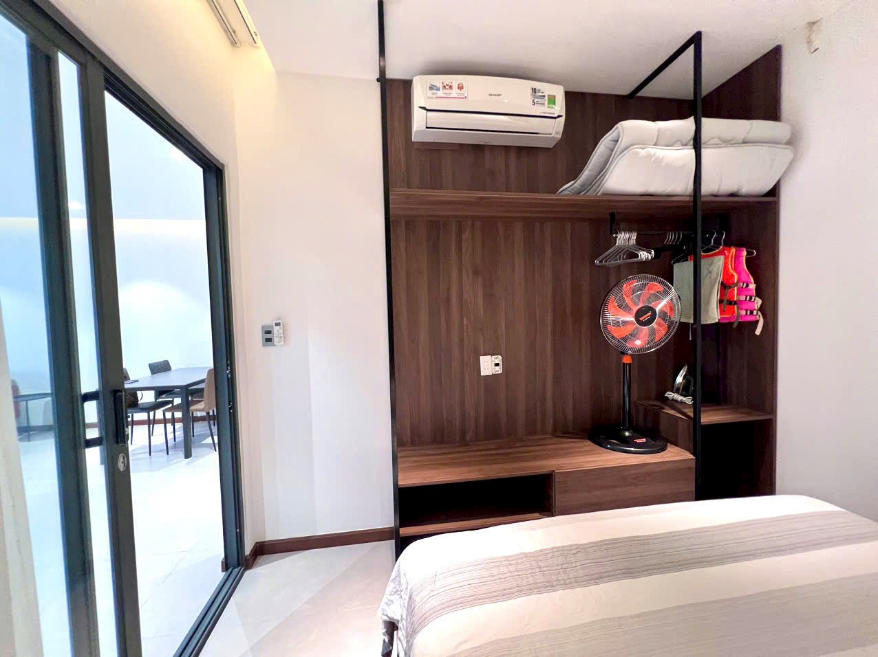 Phòng ngủ 2.1 - Căn hộ 2PN trực biển Mường Thanh Viễn Triều mới 100%