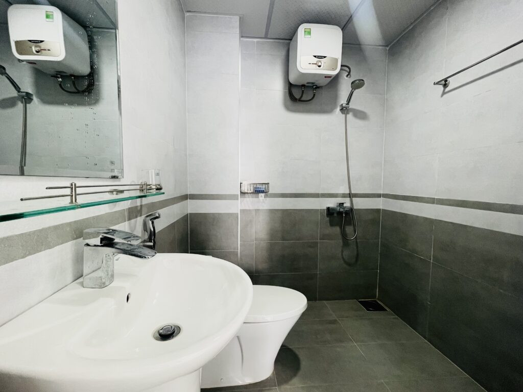 Phòng vệ sinh - Nhà Nguyễn Thiện Thuật mới 100%, đẹp và chất lượng | Chỉ 3.05 tỷ